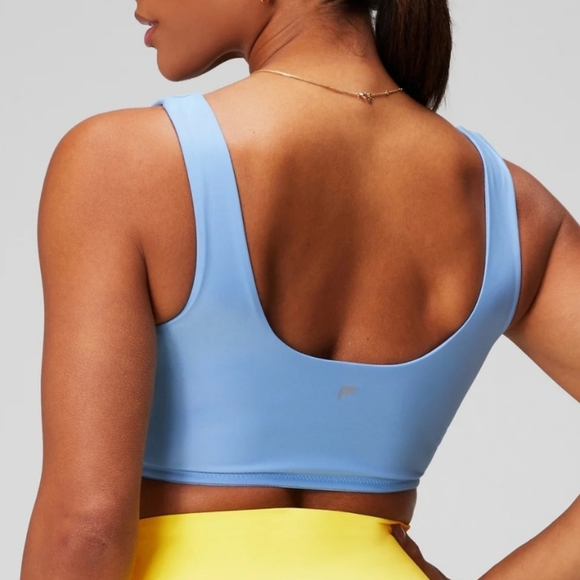 Fabletics crossover low impact sports bra - Picture 2 of 3